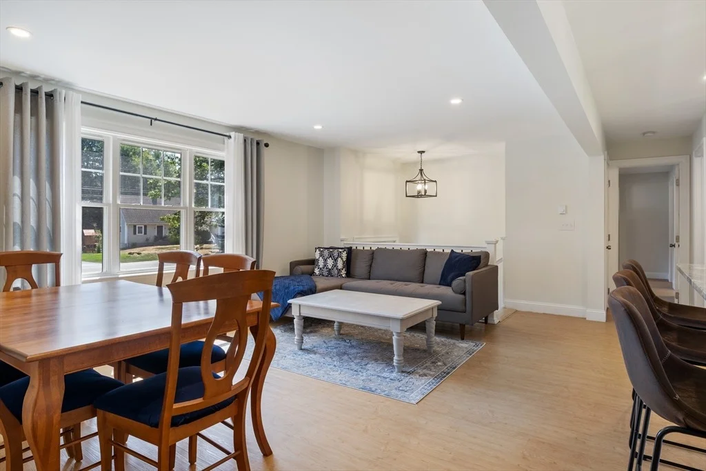 Photo of 275 Wells Highlands