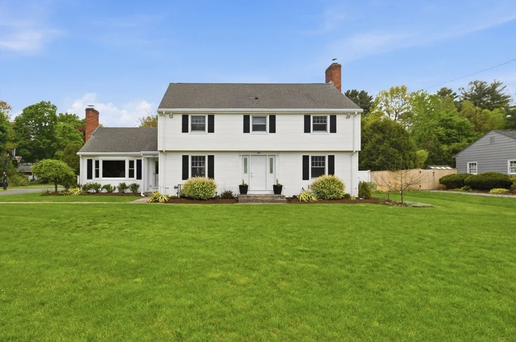 Photo of 107 Viscount Rd