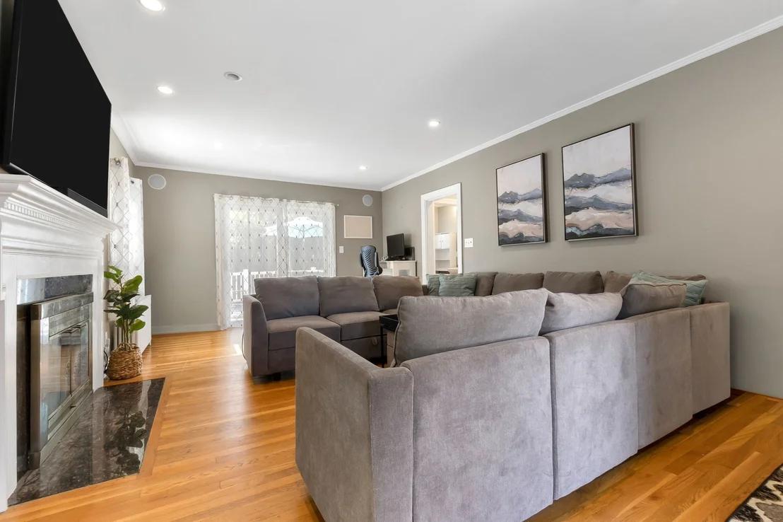 Photo of 15 Maple Valley Rd