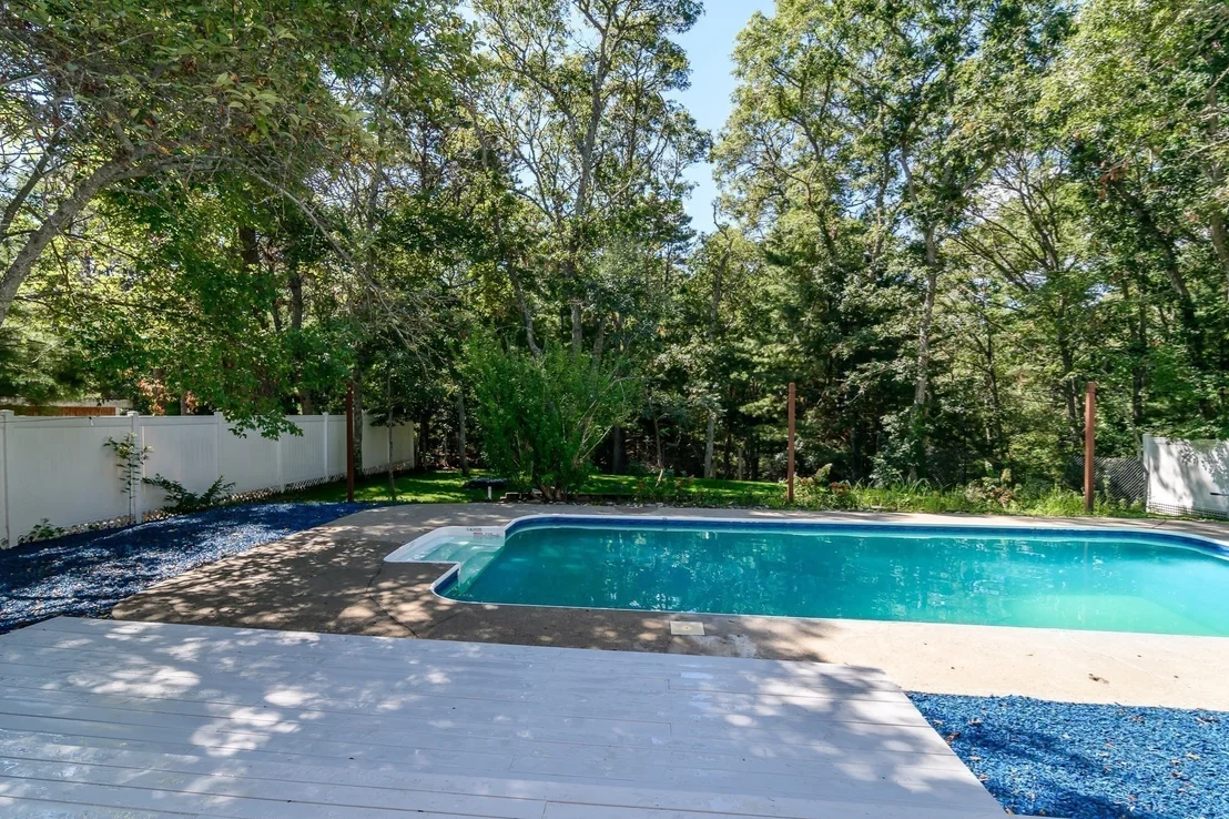 Photo of 191 James Cir