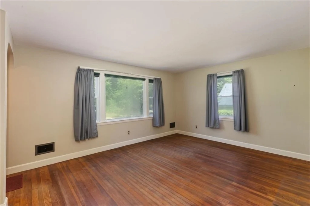 Photo of 12 Standley St