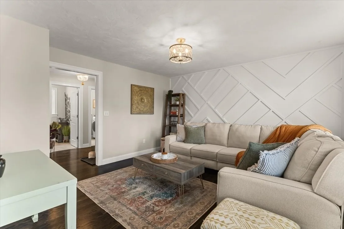 Photo of 32 Pocksha Dr