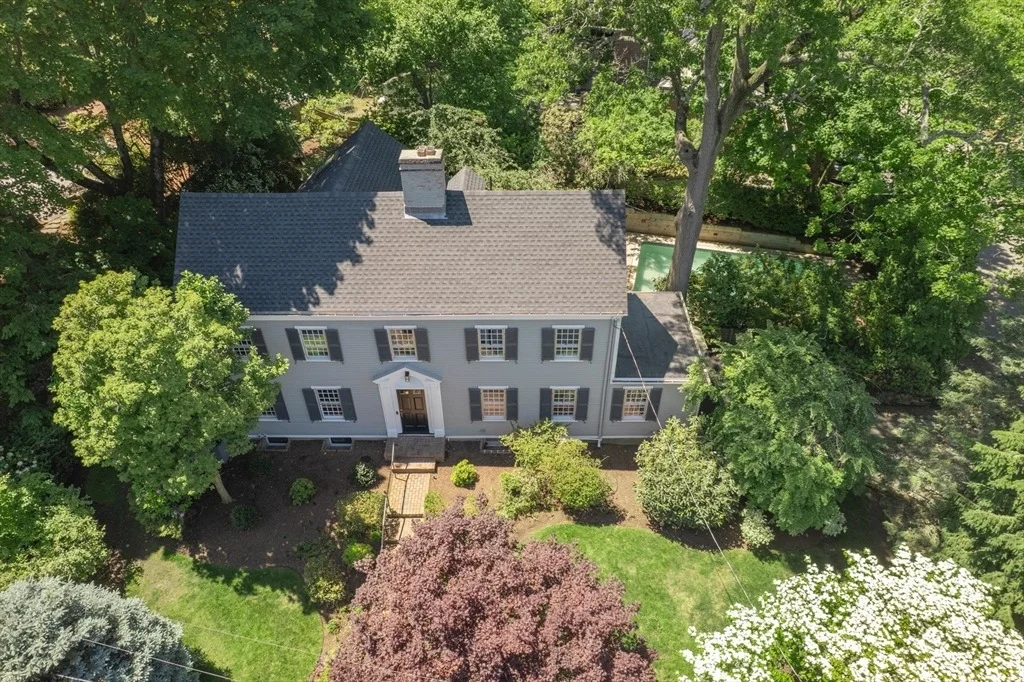 Photo of 25 Chestnut Hill Rd