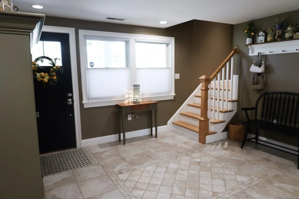 Photo of 129 Burley St