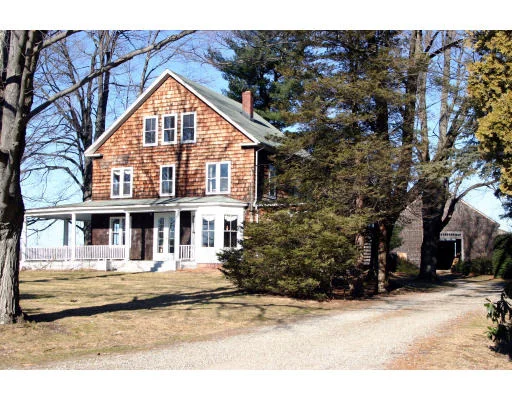 Photo of 73 Oak Hill Road