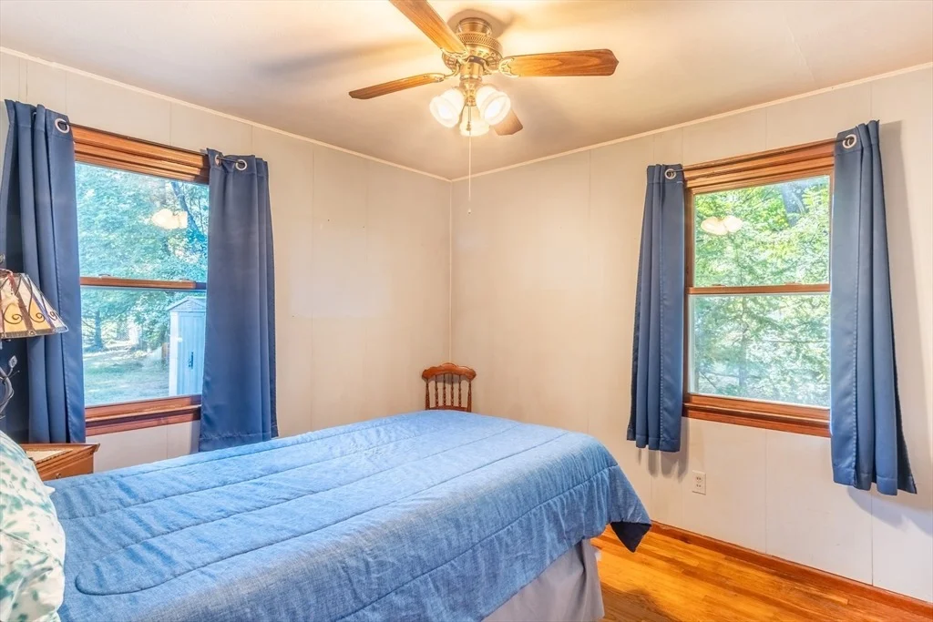 Photo of 21 Meadowlark Ln