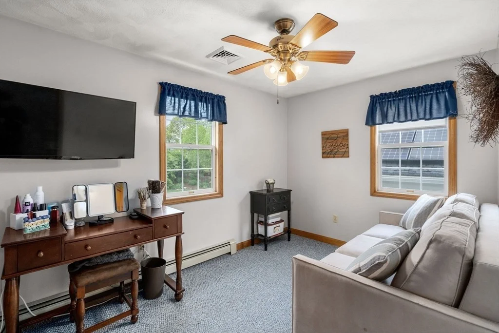 Photo of 77 Gregory Dr