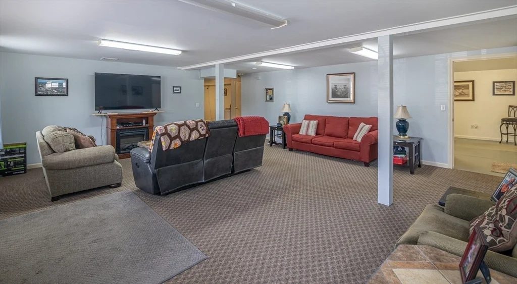 Photo of 213 Pomfret
