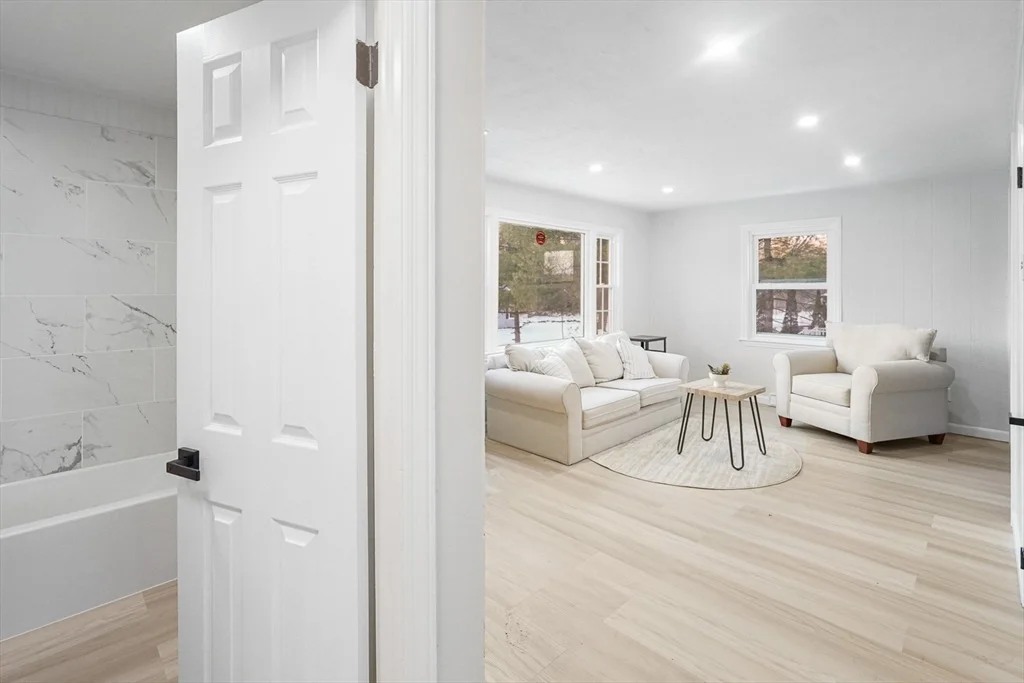 Photo of 22 Outlook Drive