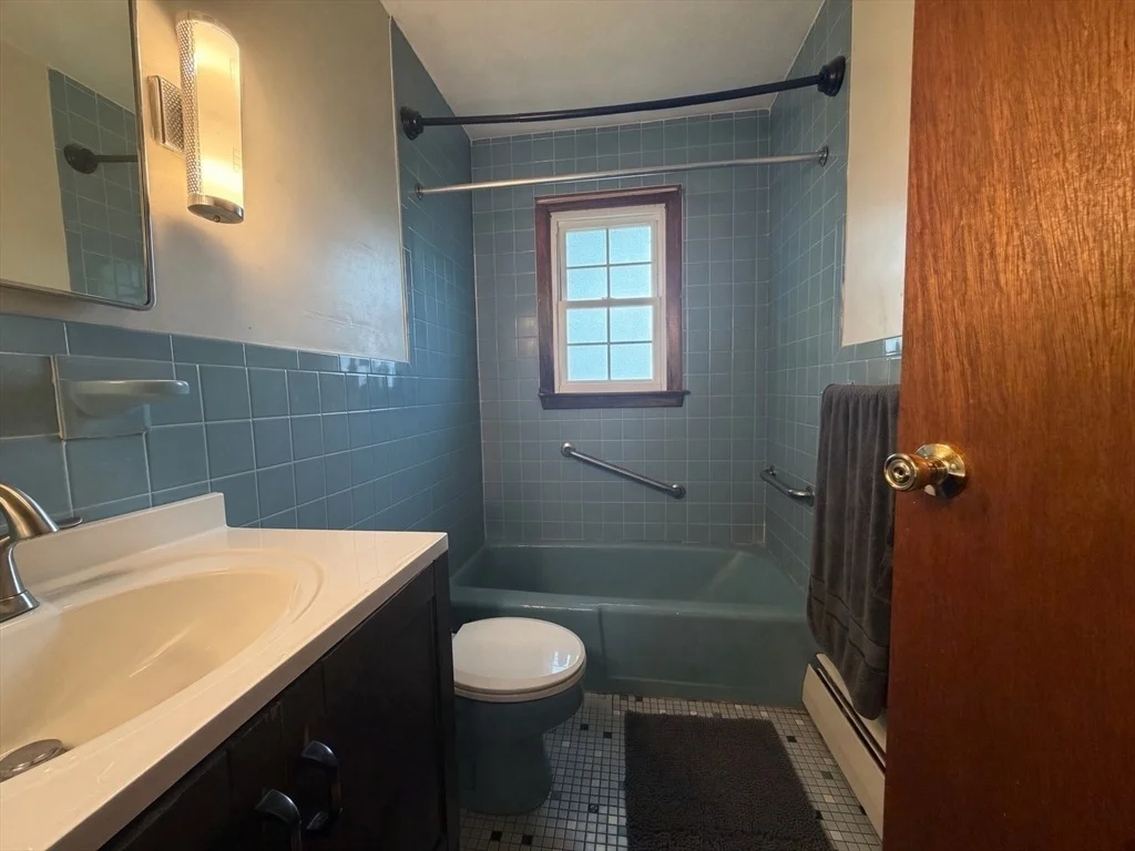 Photo of 24 Crestshire Drive