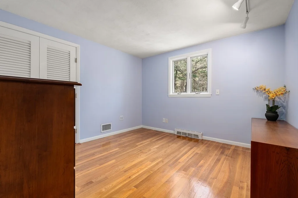 Photo of 48 Millpond Road