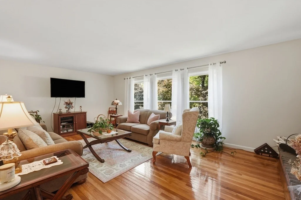 Photo of 20 Clover Drive