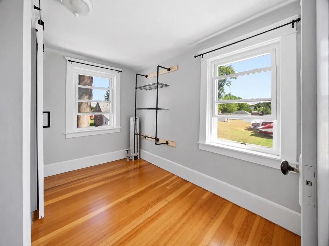Photo of 96 Catherine St