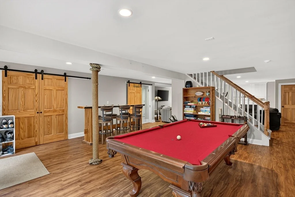 Photo of 25 Marthas Ln