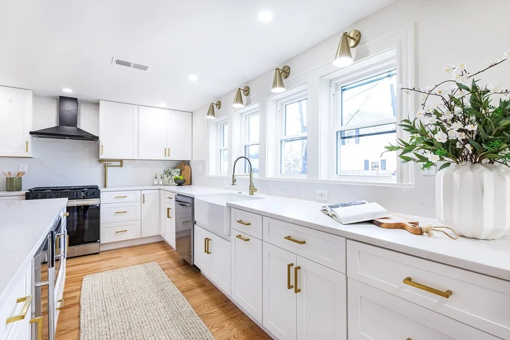 Photo of 160 Green St