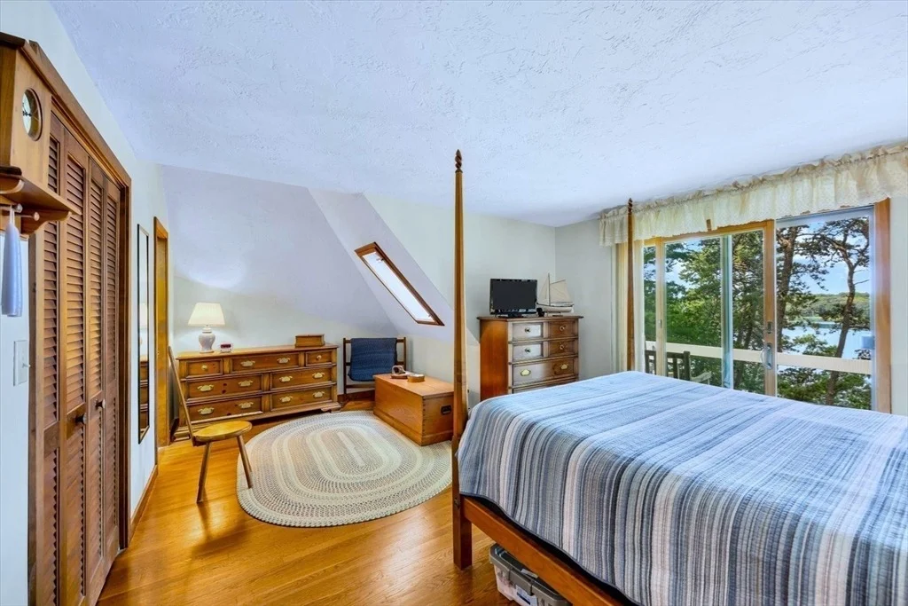 Photo of 132 Bay Road