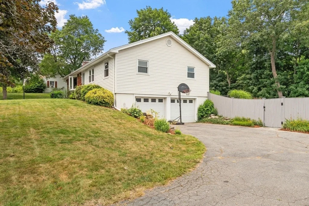 Photo of 78 Poulin Drive