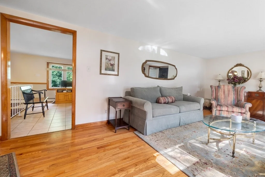 Photo of 32 Scenic Dr