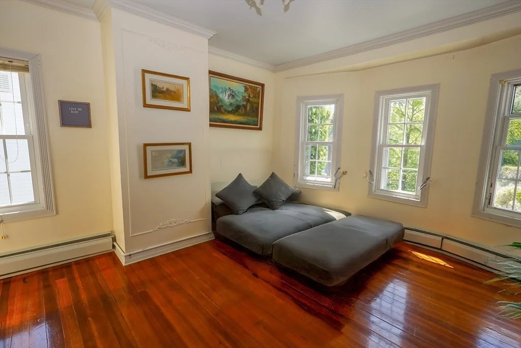 Photo of 88 Biltmore St