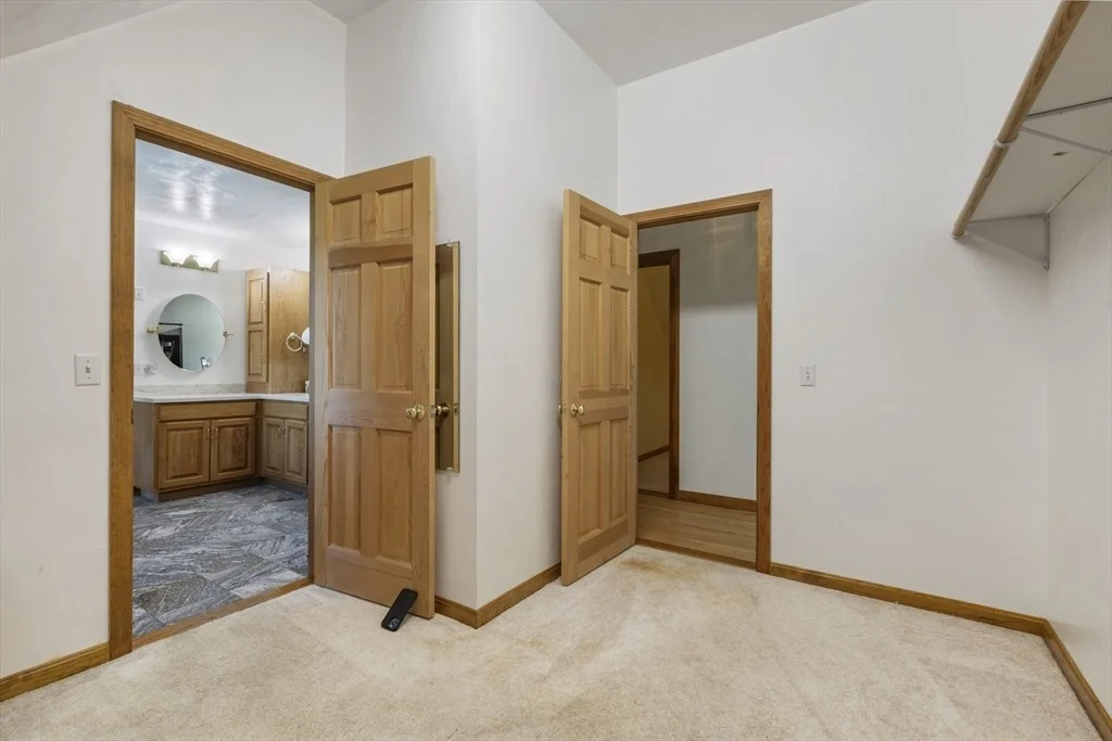 Photo of 27 Sullivan Blvd
