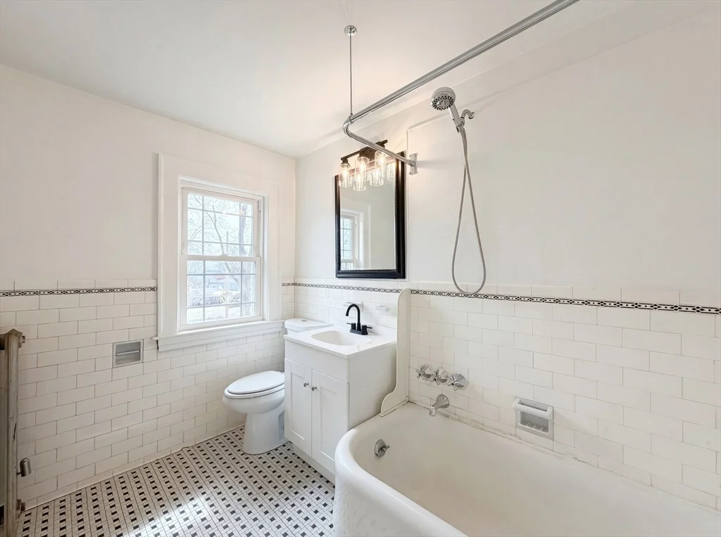 Photo of 10 Perrot St