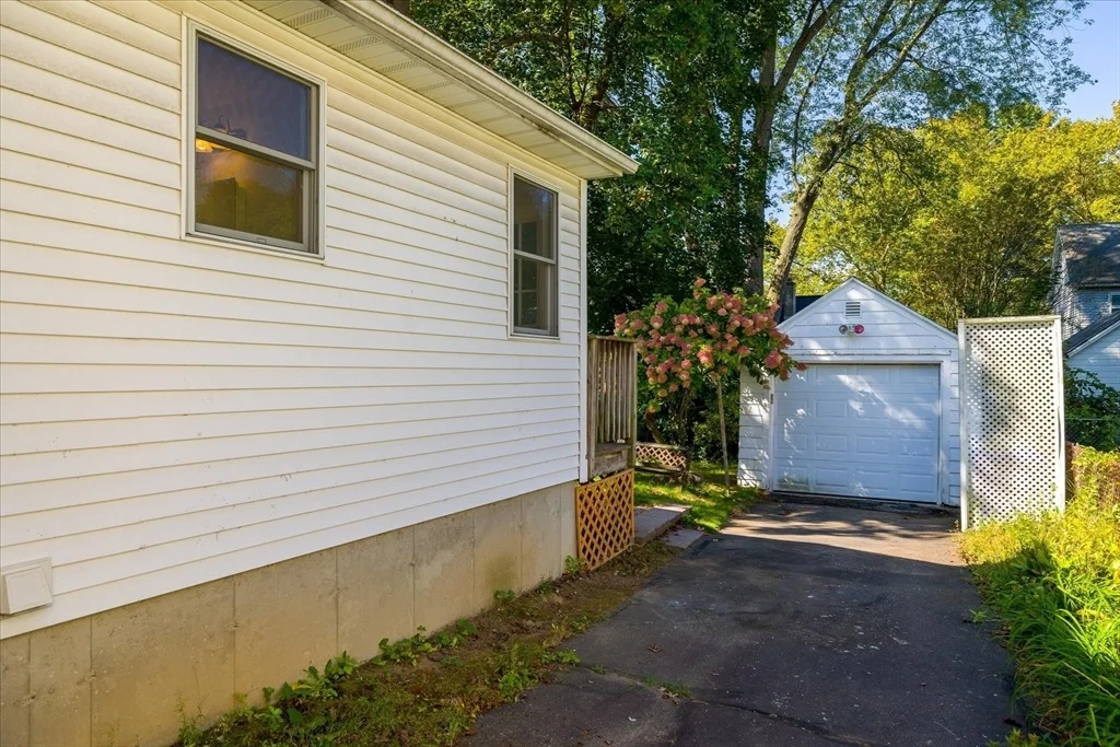 Photo of 54 Ellsworth Ave