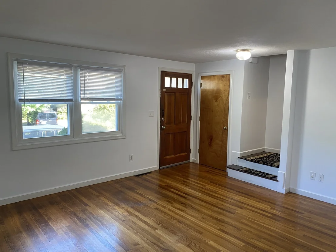 Photo of Unit 163 at 163 Maple St