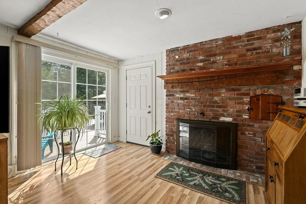 Photo of 526 Walnut St