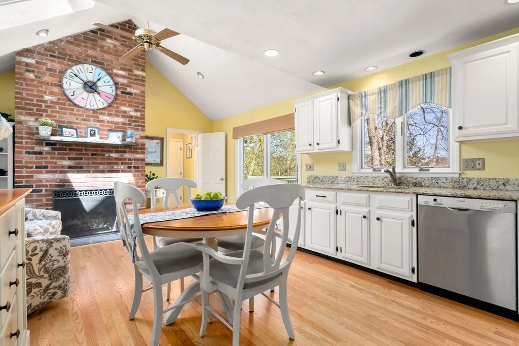 Photo of 9 Davis Road