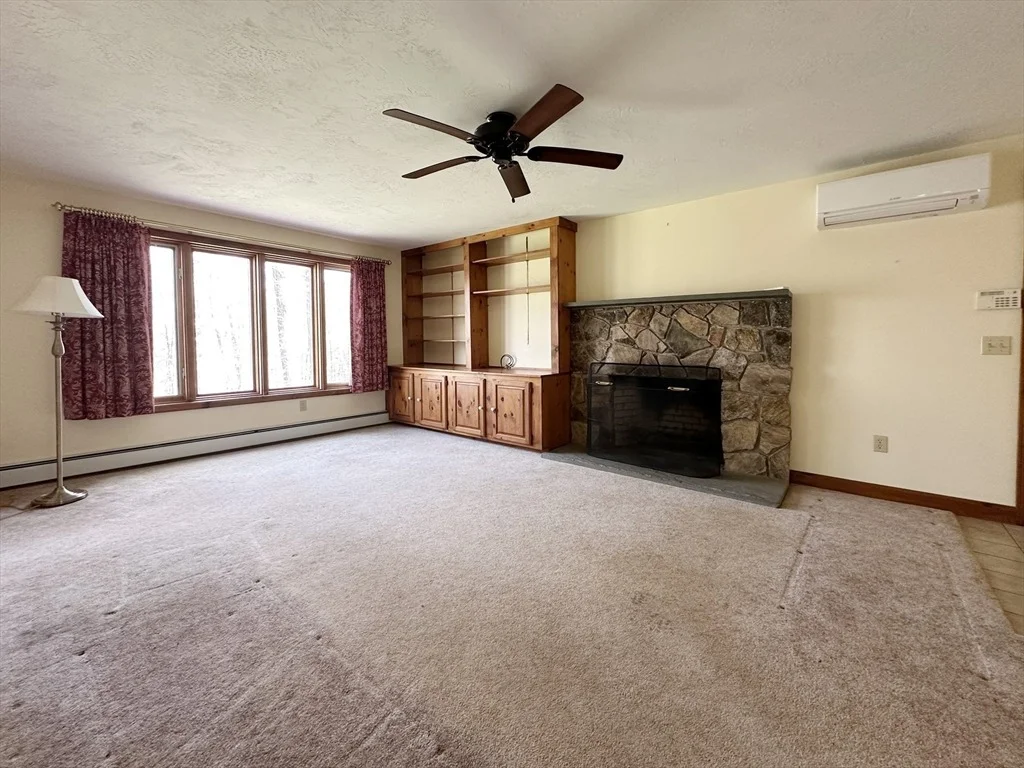 Photo of 399 Central Tpke