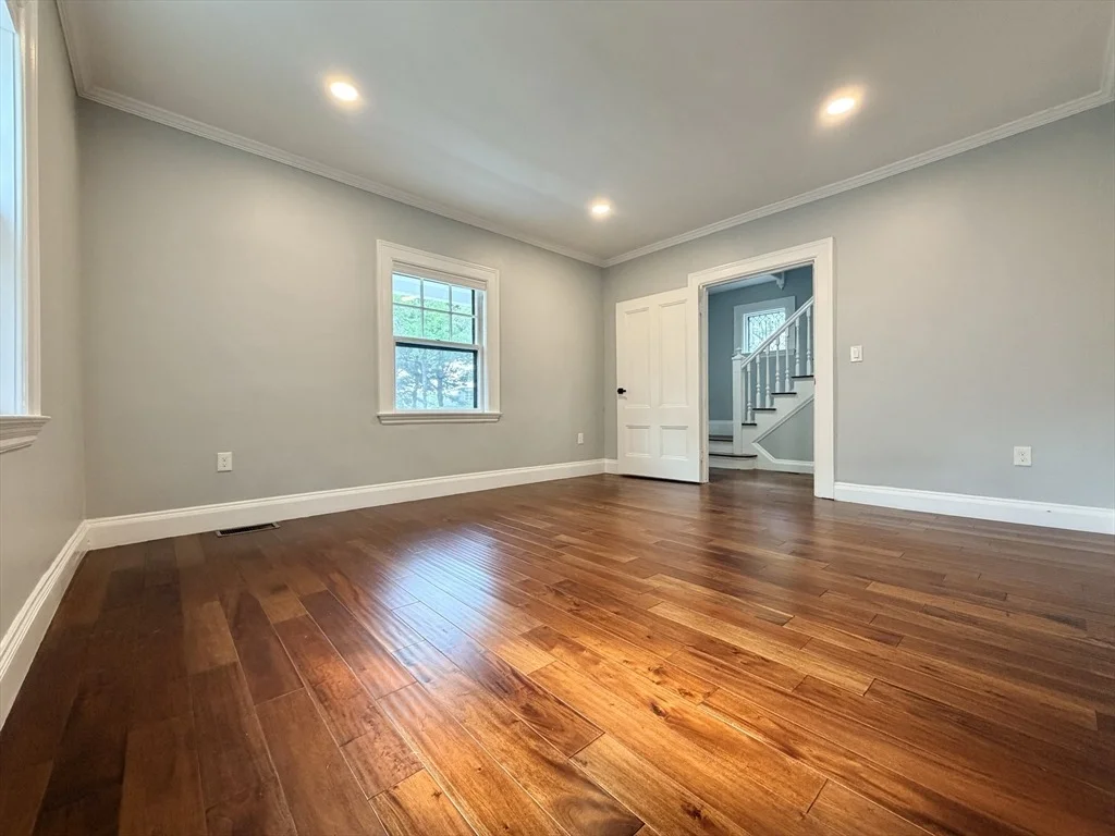 Photo of 21 Maple Street