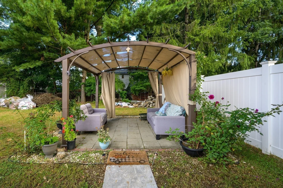 Photo of 66 Hillside Ave
