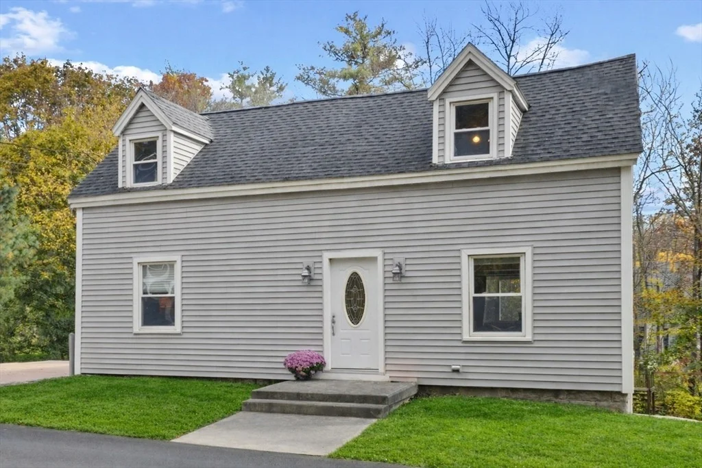 Photo of 322 Central St