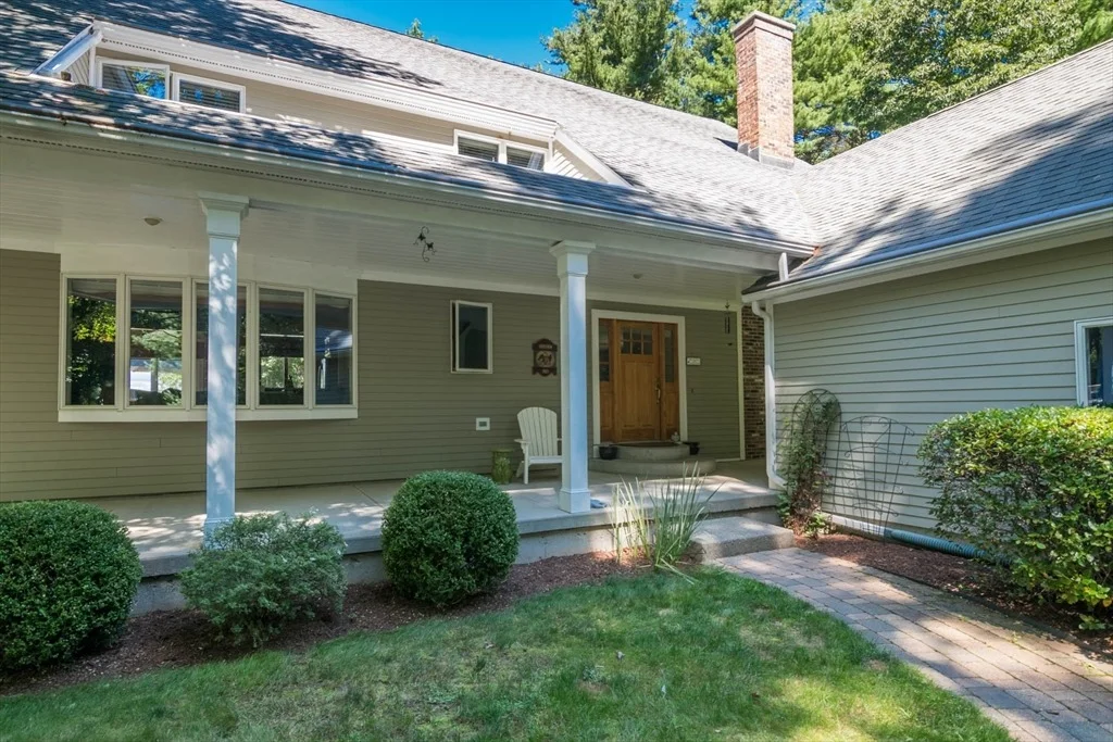 Photo of 124 Barton Ave.