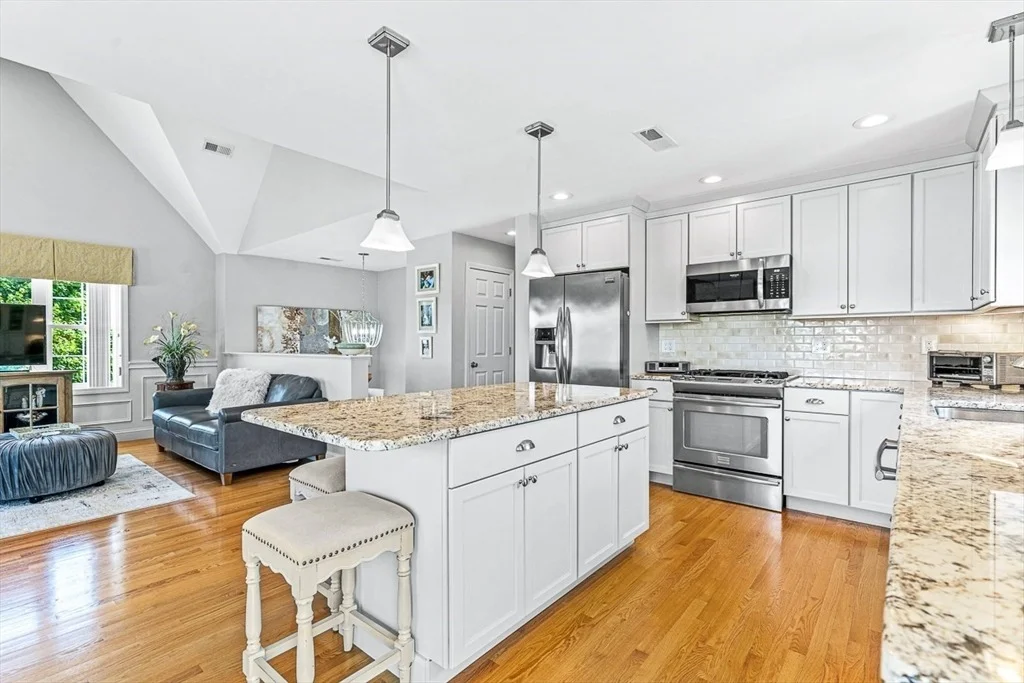 Photo of 8 Glen St.