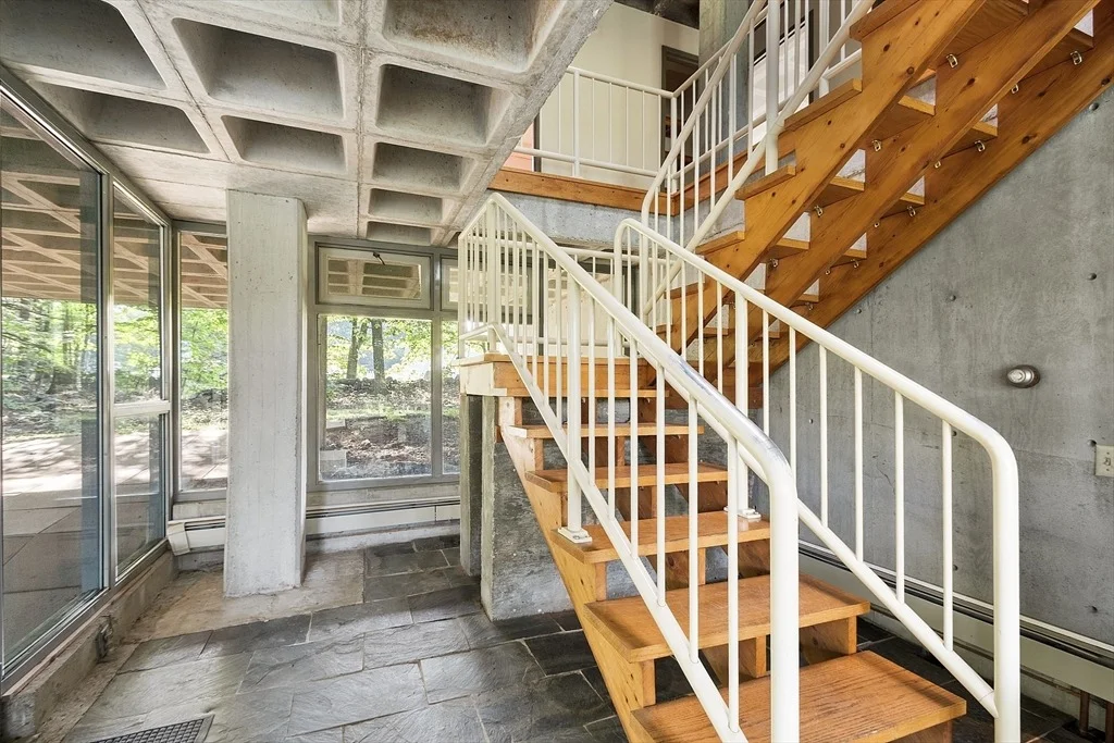 Photo of 69 Kendall Hill Rd