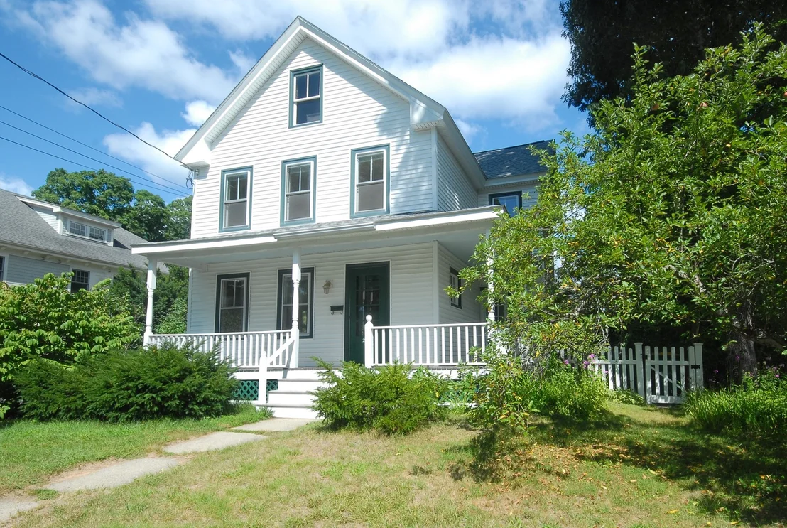 Photo of 208 Central St.