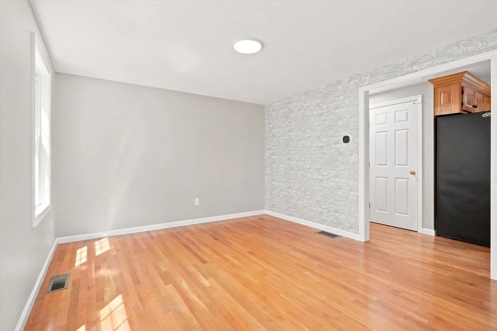 Photo of 1725 Shirley Rd