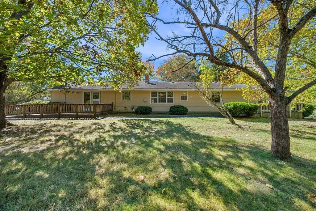 Photo of 8 Intervale Ave