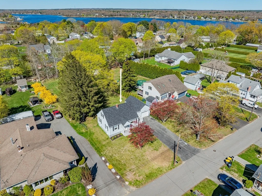Photo of 186 Compos St