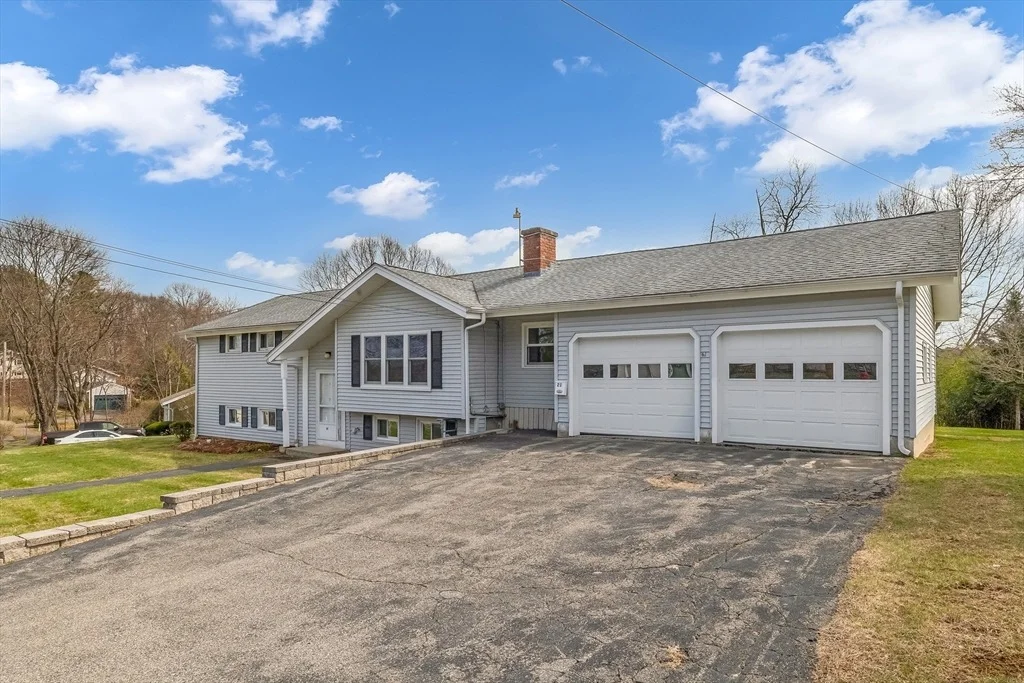 Photo of 21 Champlain Dr