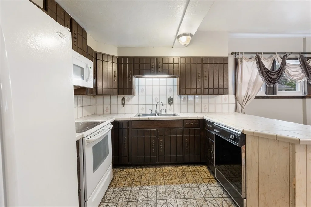Photo of 73 Biltmore St