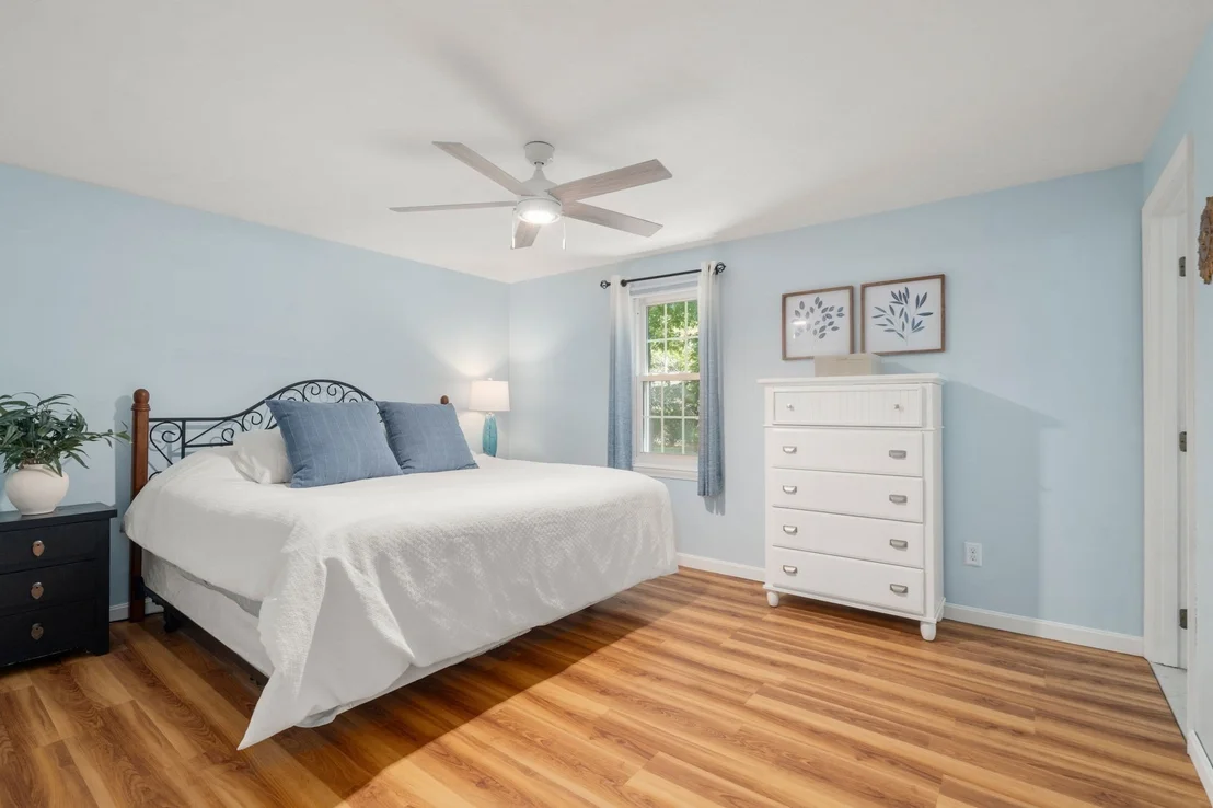 Photo of 20 Wexford Dr