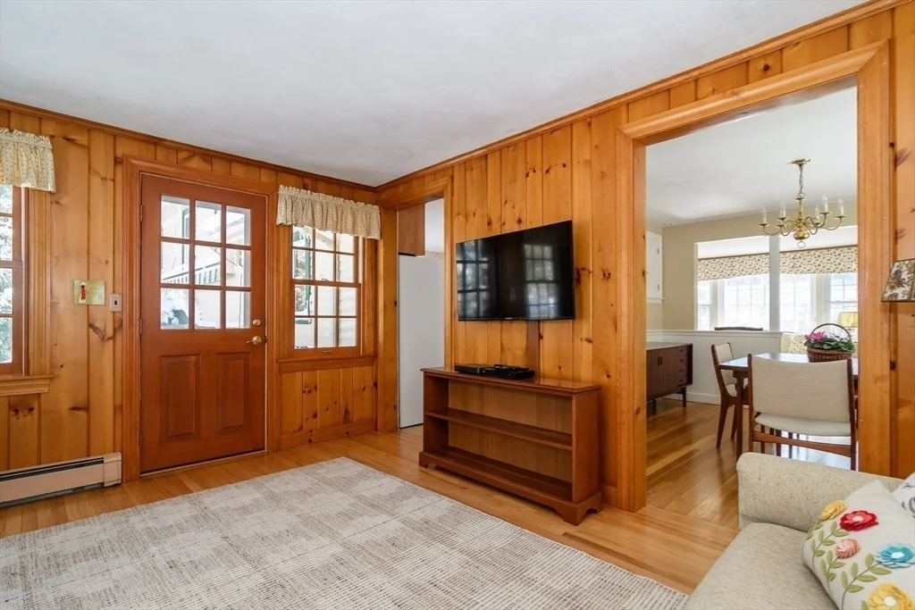 Photo of 365 Dover Road