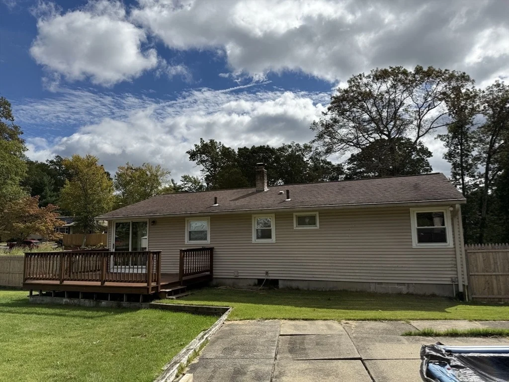 Photo of 35 Greenhalge St.