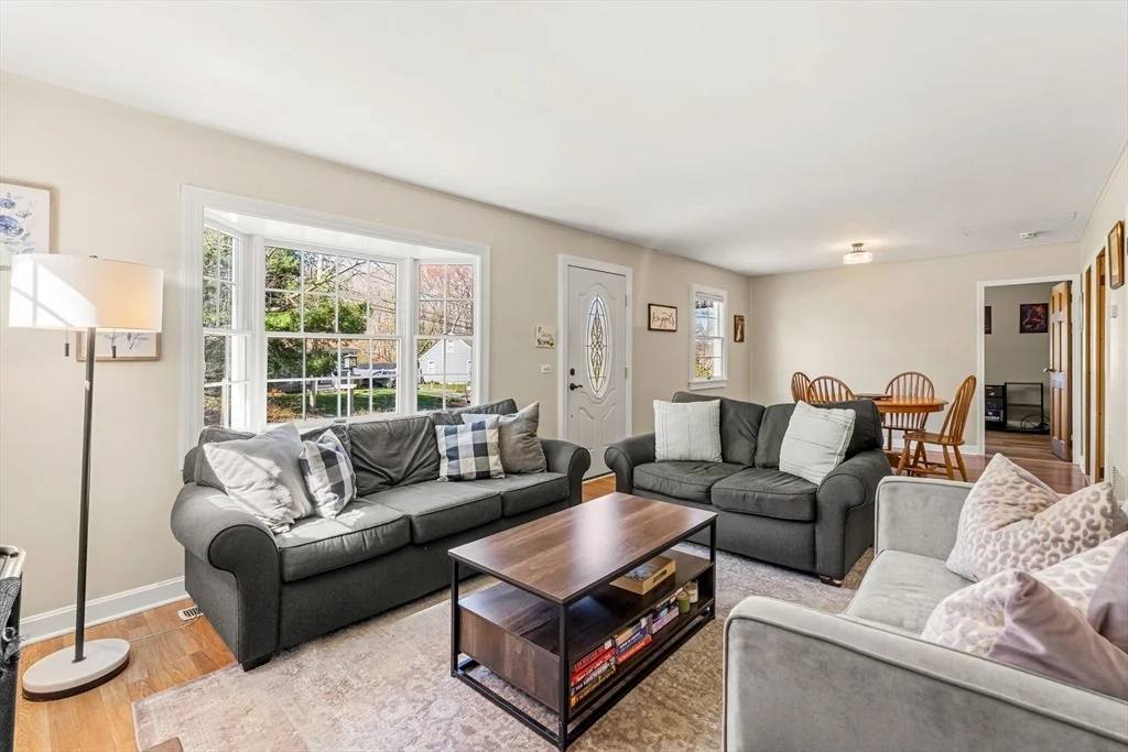Photo of 5 Pershing Ave
