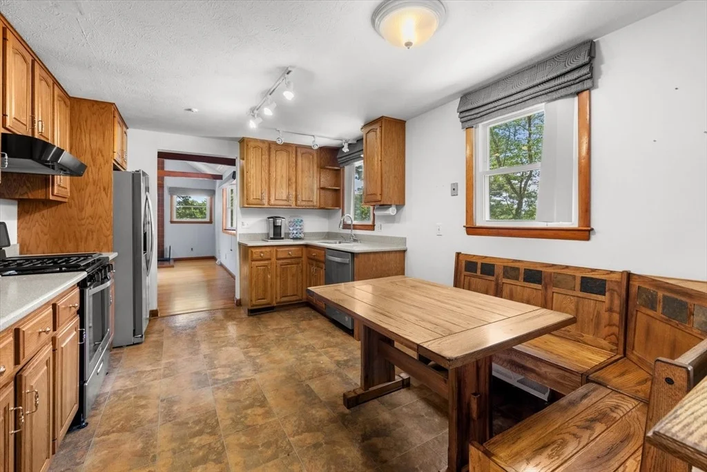 Photo of 4 Haddad Ave
