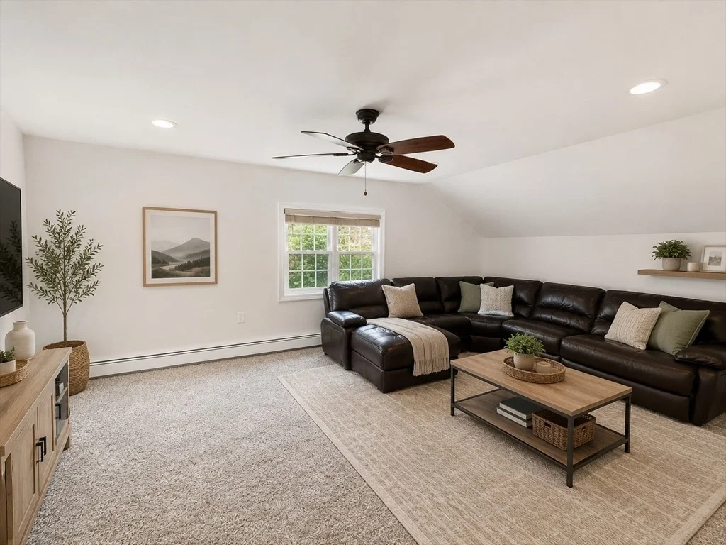 Photo of 14 Appletree Rd