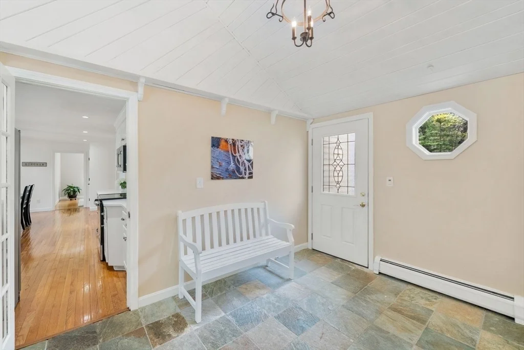 Photo of 5 Blackhorse Ln