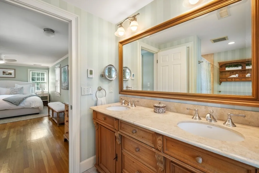 Photo of 51 Meadowbrook Road
